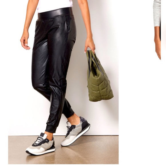 Commando Faux Leather Jogger Black - Picture 5 of 9